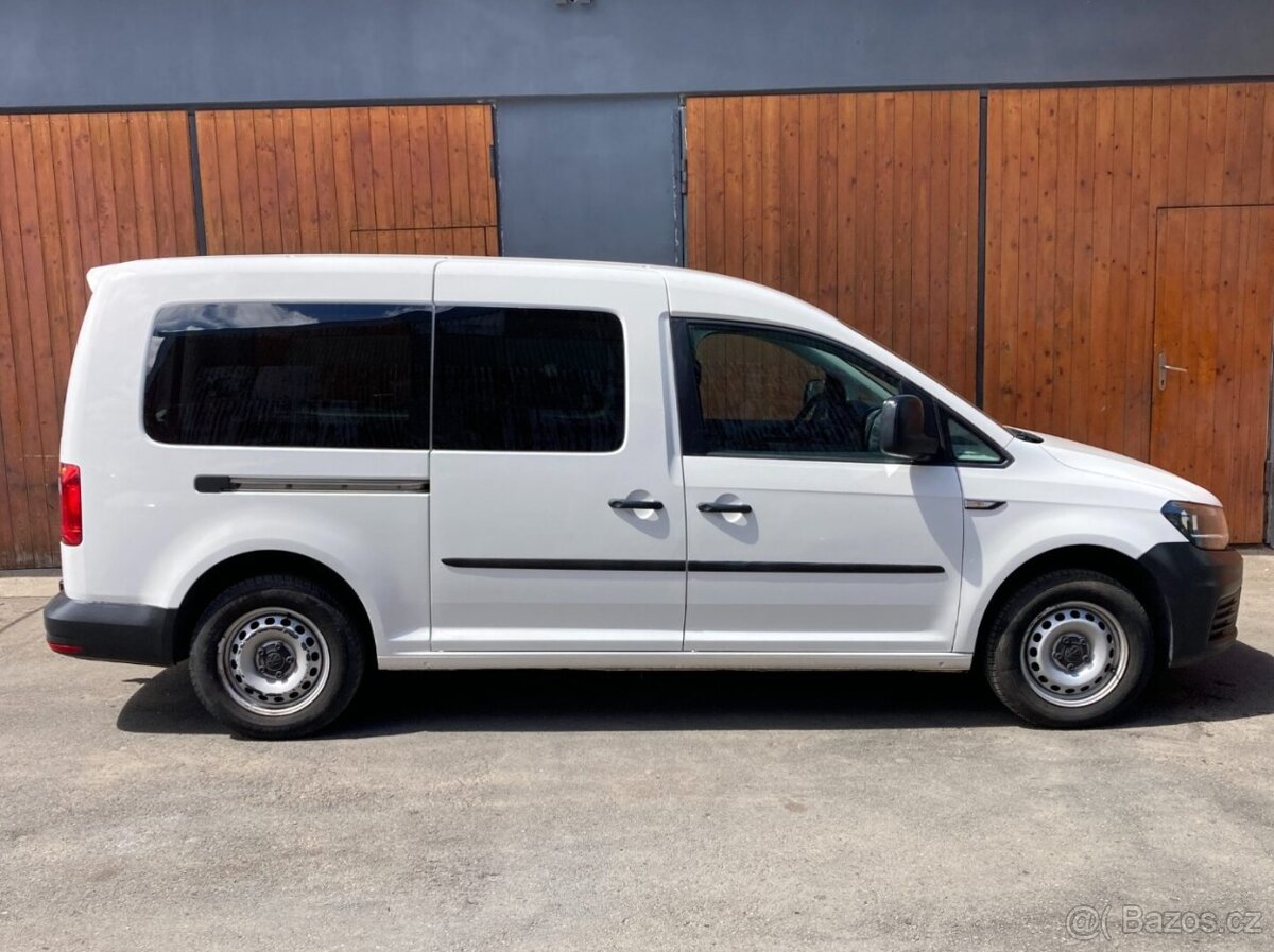 VOLKSWAGEN CADDY MAXI 2,0TDi 5míst -DPH - 8