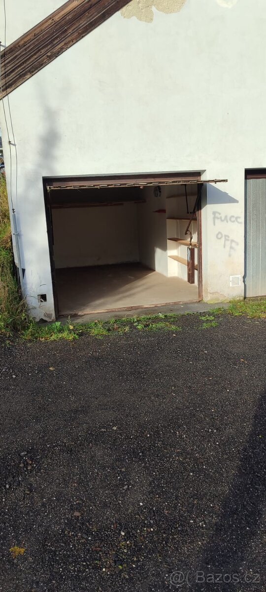 Garáž Hodkovická ulice - 8