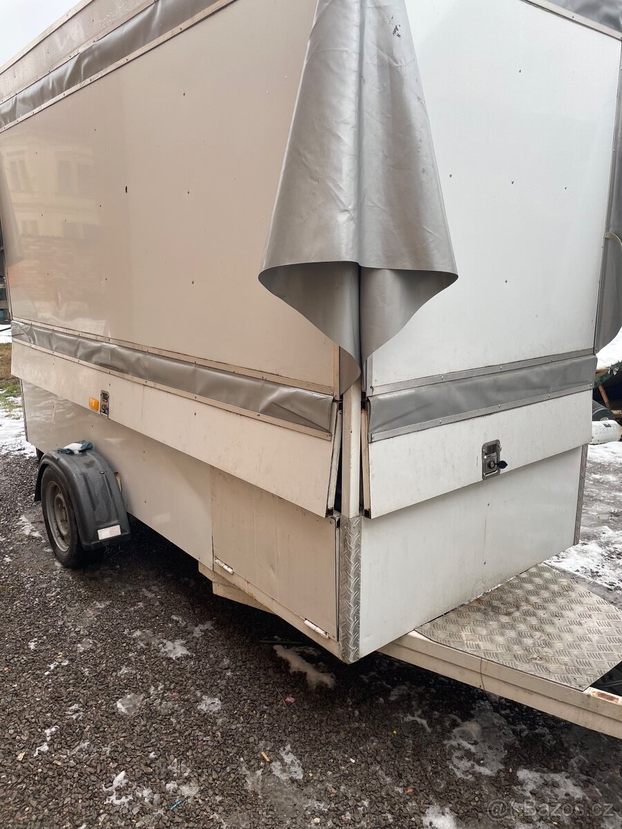 Pojízdná prodejna / Občerstvení - 8