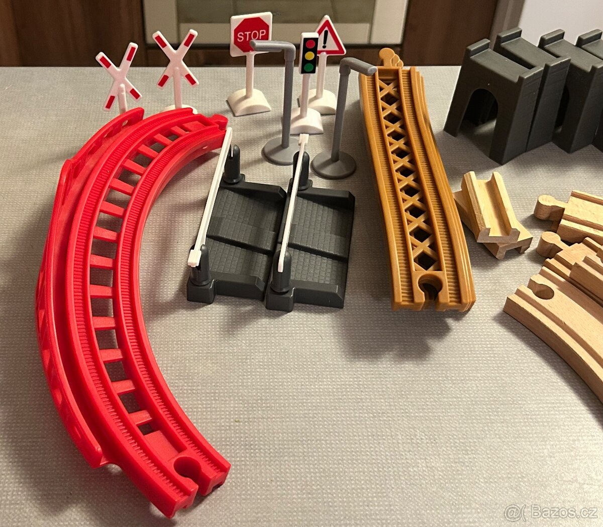 Woody Vláčkodráha s jeřábem 70 dílů - 8