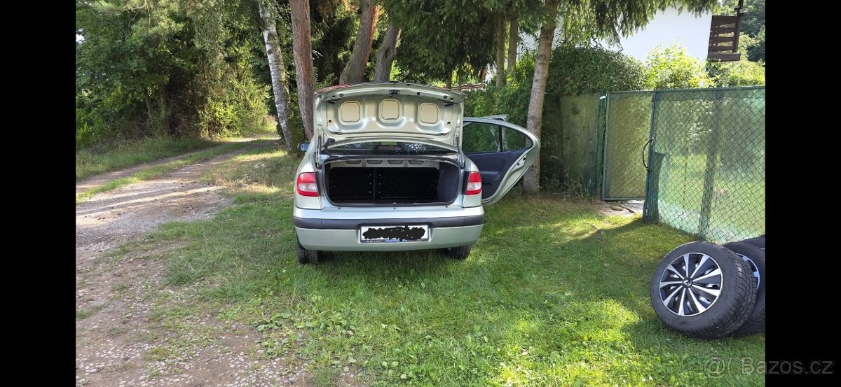 Renault megane 1, 6 16v - 8