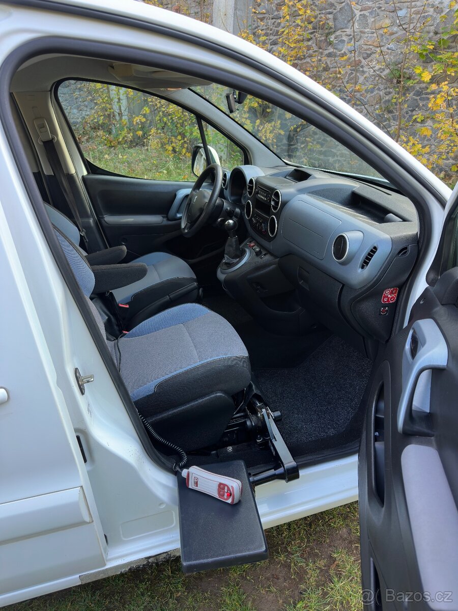 Peugeot Partner 1.6HDi úprava na ZTP 1.Majitel 52tis km - 8