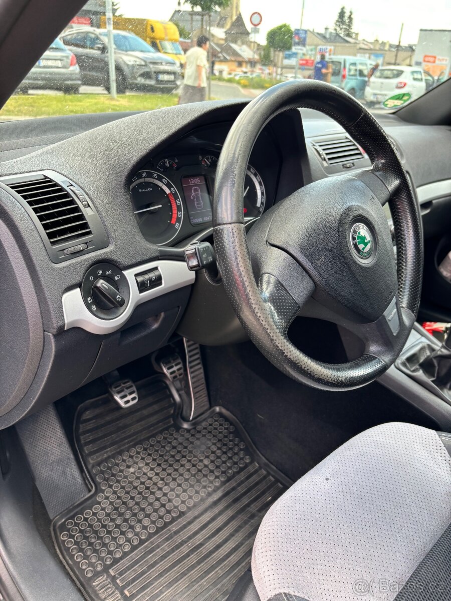 Škoda Octavia 2 RS 2.0TDI - 8