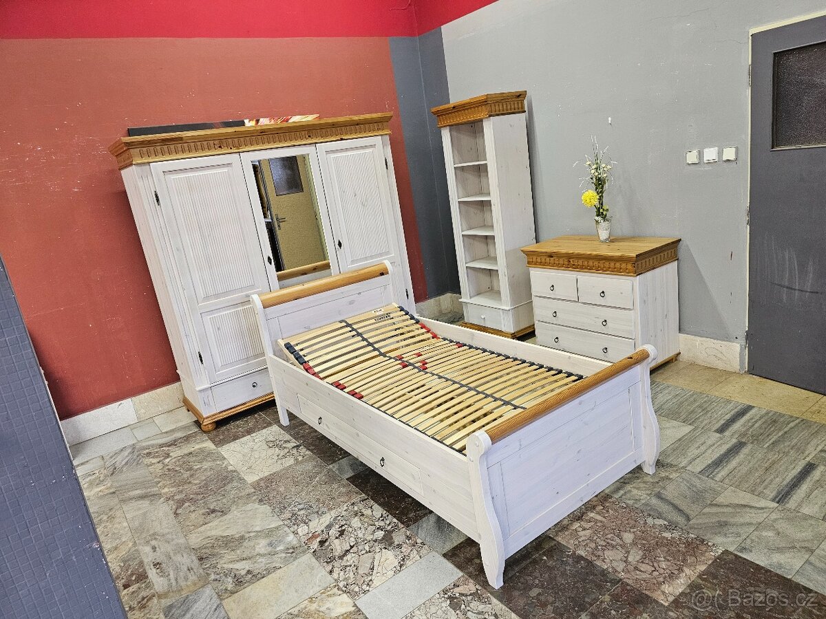 ...Zamluveno...Ložnice Celodřevená - 8