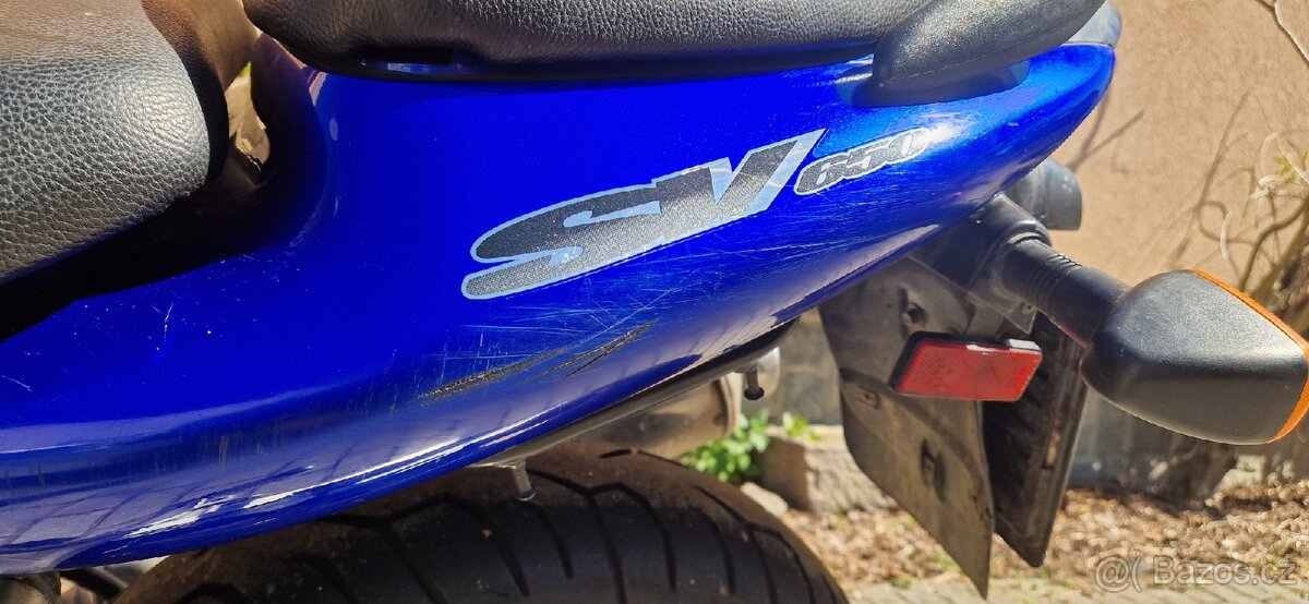 Suzuki 650SV - 8