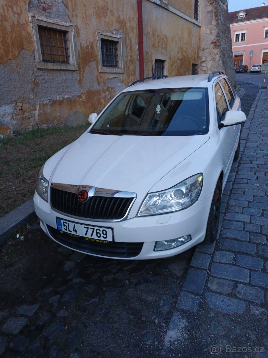 Škoda Octavia 2 1.6 77kw - 8
