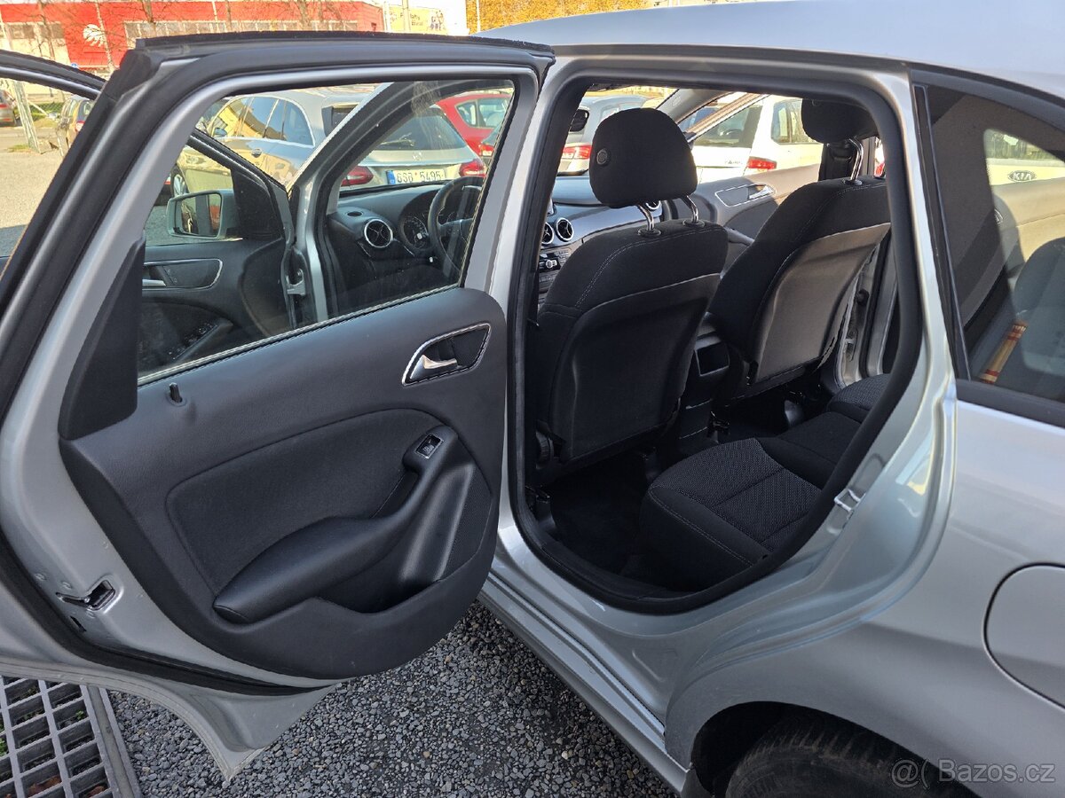 Mercedes-Benz Třídy B B 220CDI Automat 125kw - 8