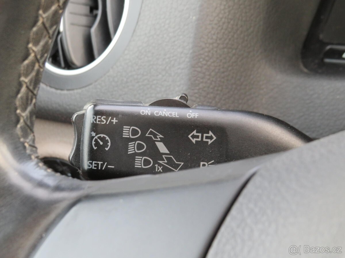 Volkswagen Golf Plus 1.6TDi , 66 kW nafta, 2011 - 8