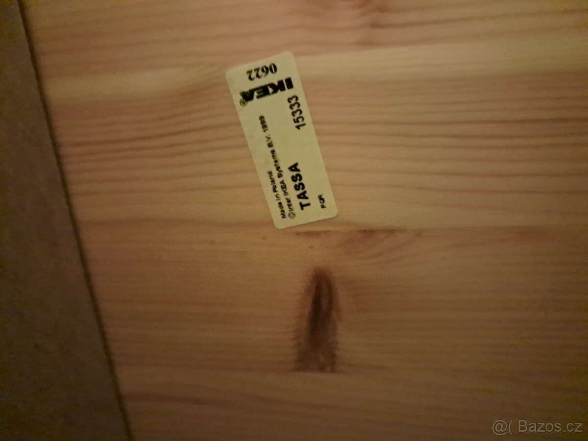 Ikea dřevěná komoda Tassa - 8