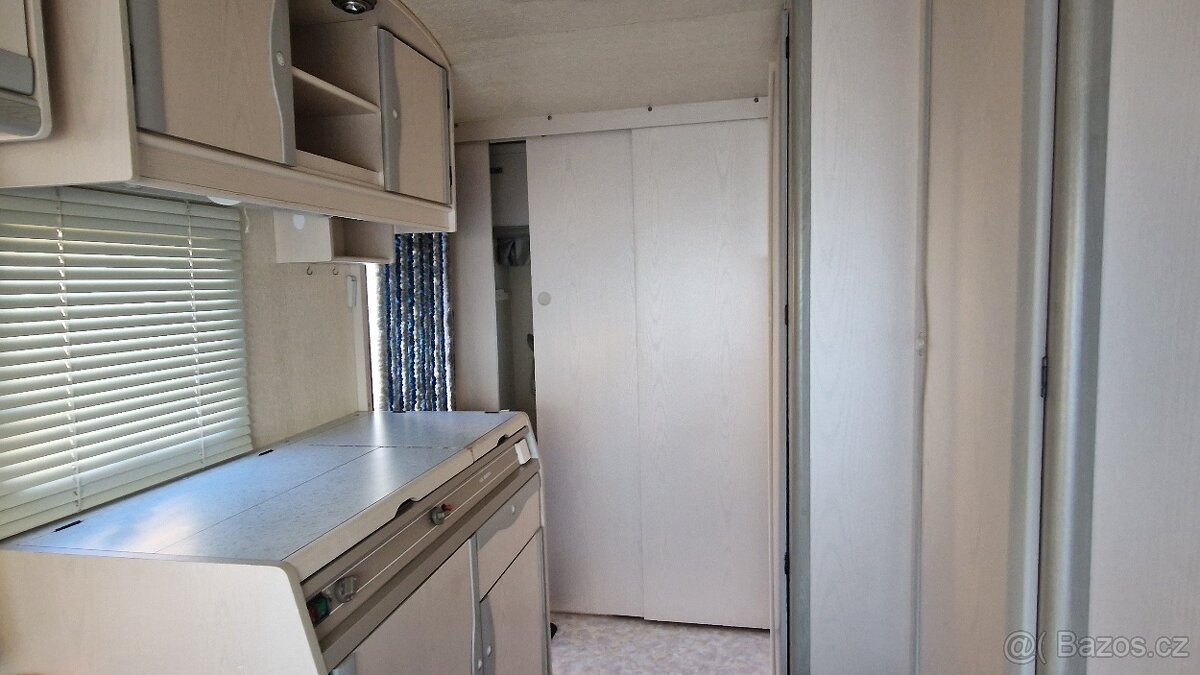 karavan Adria 390 4miest 795/1100kg, .,poschodová posteľ - 8