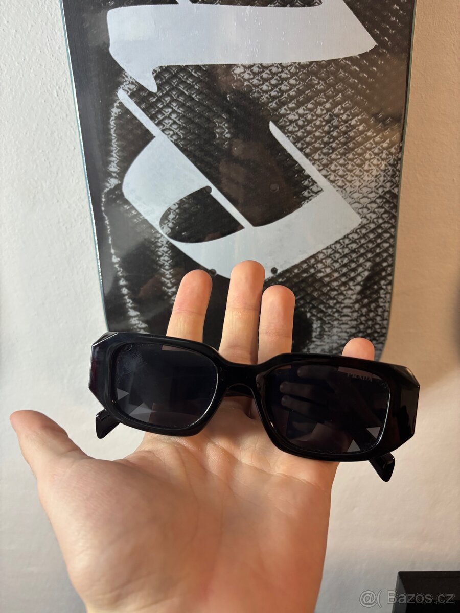 Prada Sluneční brýle černé - 8