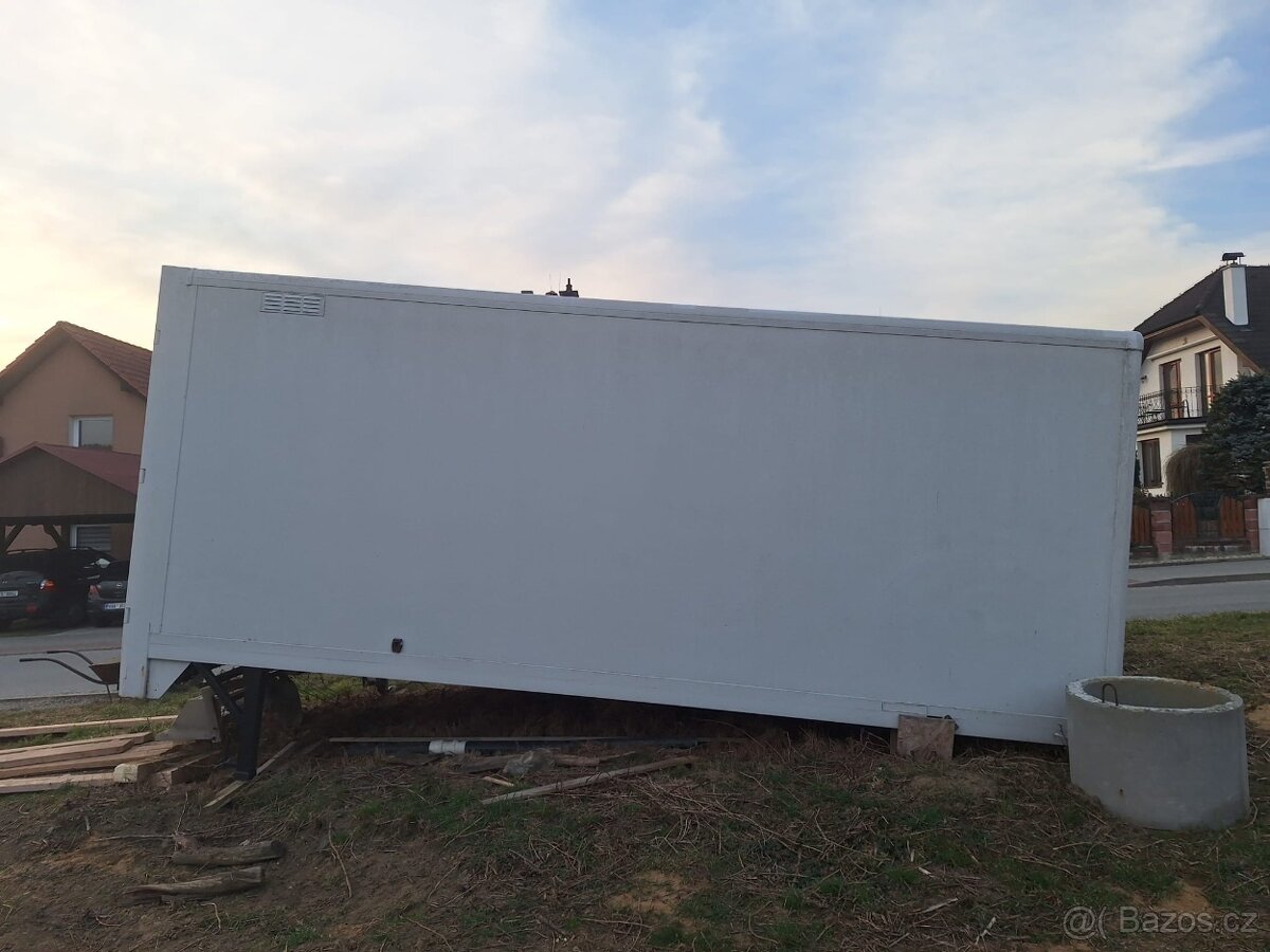 Stavební buňka - 8