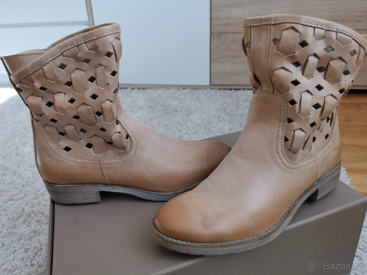 Kožené boty zn. Baťa - 8