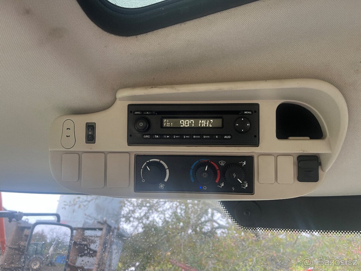 John Deere 6125R - 8