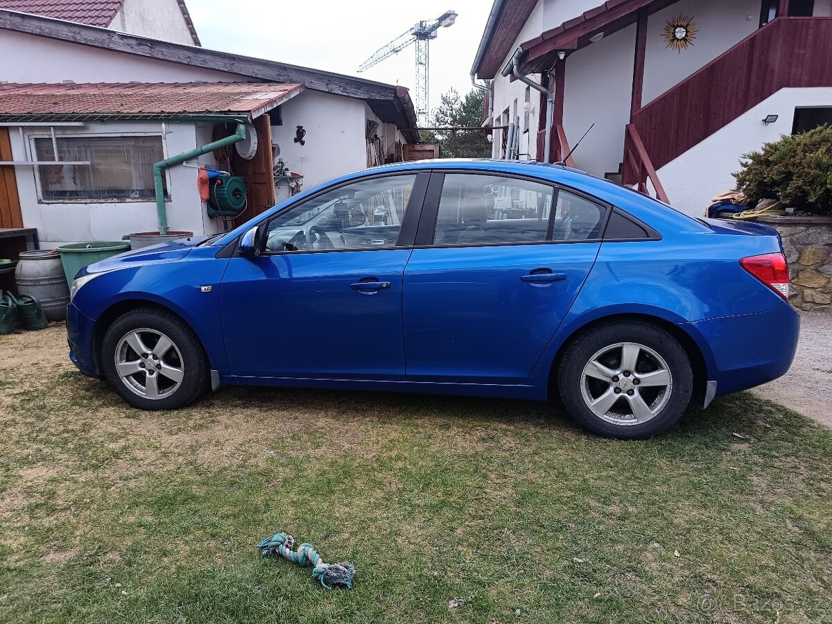 Chevrolet cruze 1,6 - 8