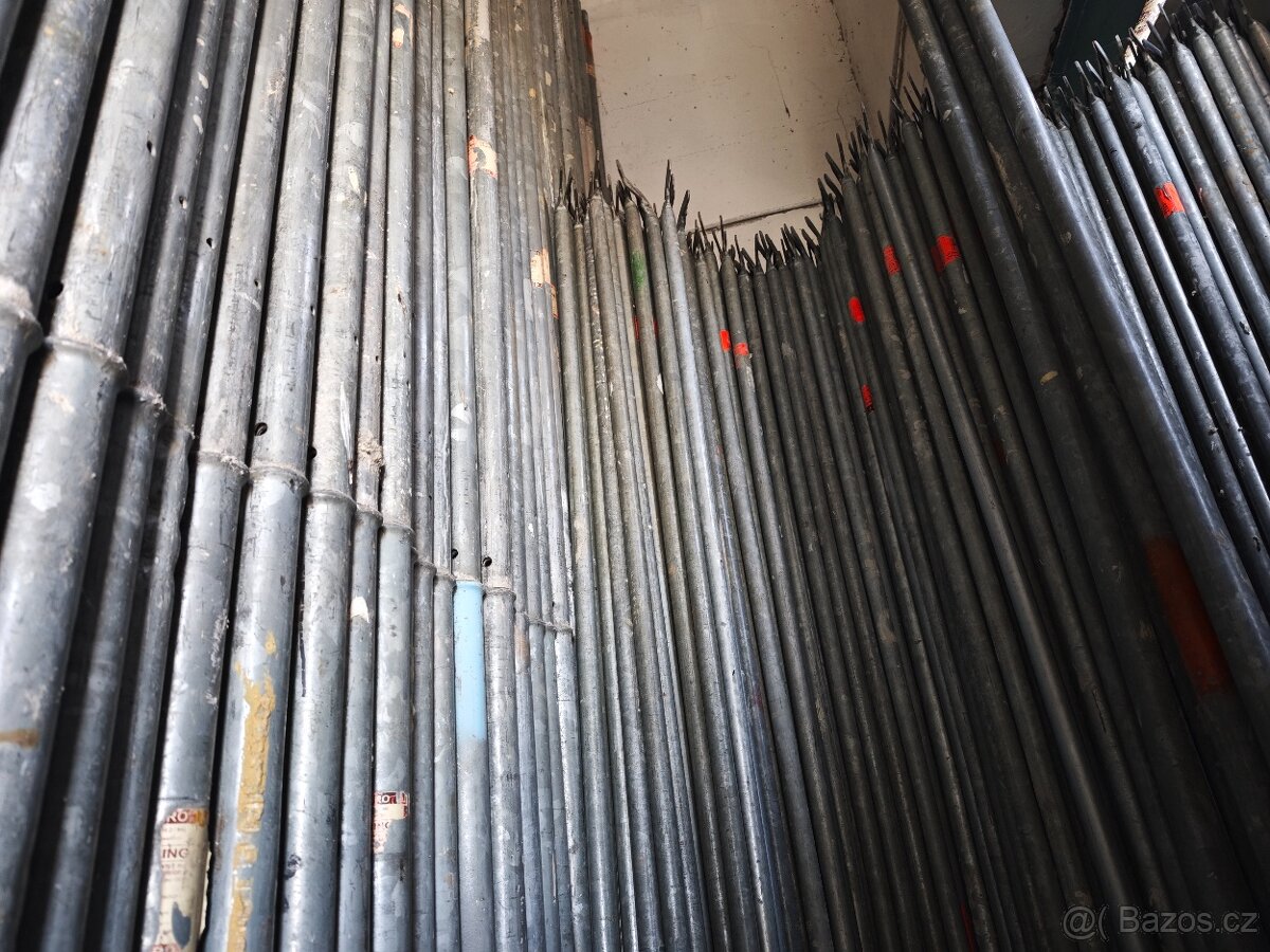 Lešení orig Layher blitz 73cca 100m2 - prodám - 8