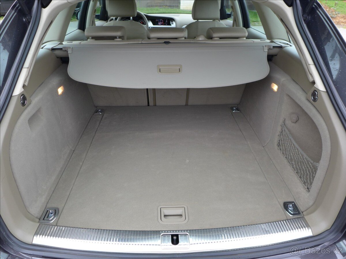 Audi A4 2,0 TDI 4x4, NAVI, 1.MAJITEL - 8