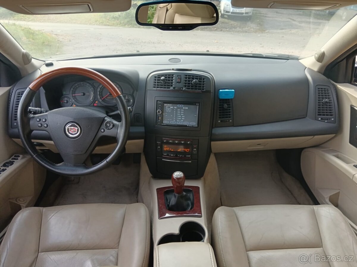 // CADILLAC CTS 2.6i V6, 133 kW (2006) //DÍLY - 8