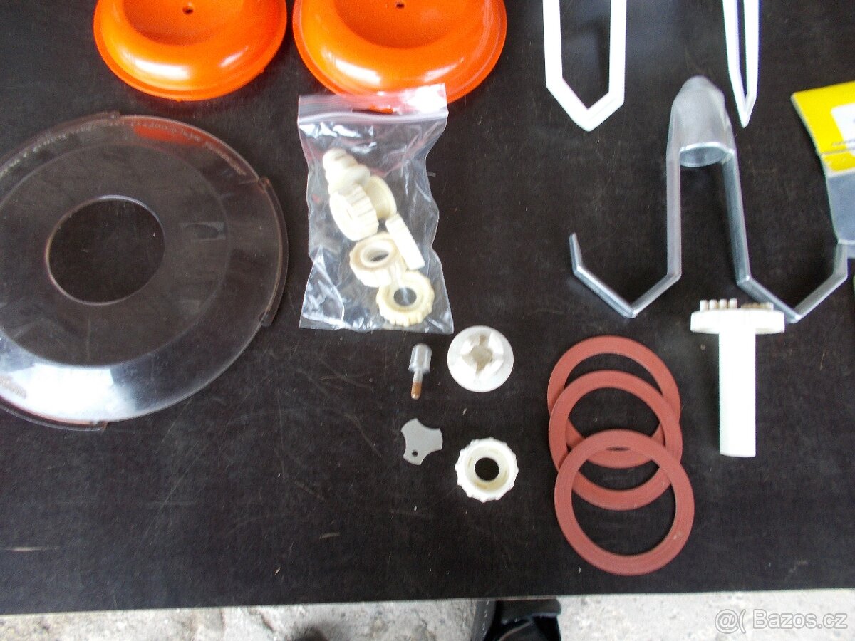 příslušenství k robotu Eta - 8