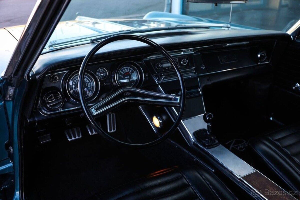 Buick Riviera z roku 1965 Pro Touring - 8