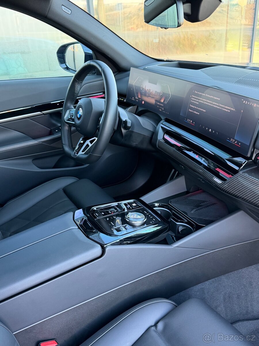 BMW 520 D top stav záruka Mpaket - 8