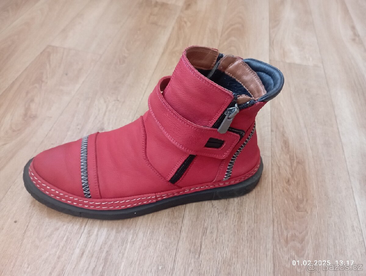 Prodám kvalitní dámskou obuv zateplenou. - 8