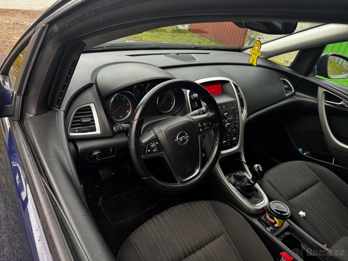 Opel Astra j 1.7cdti - 8
