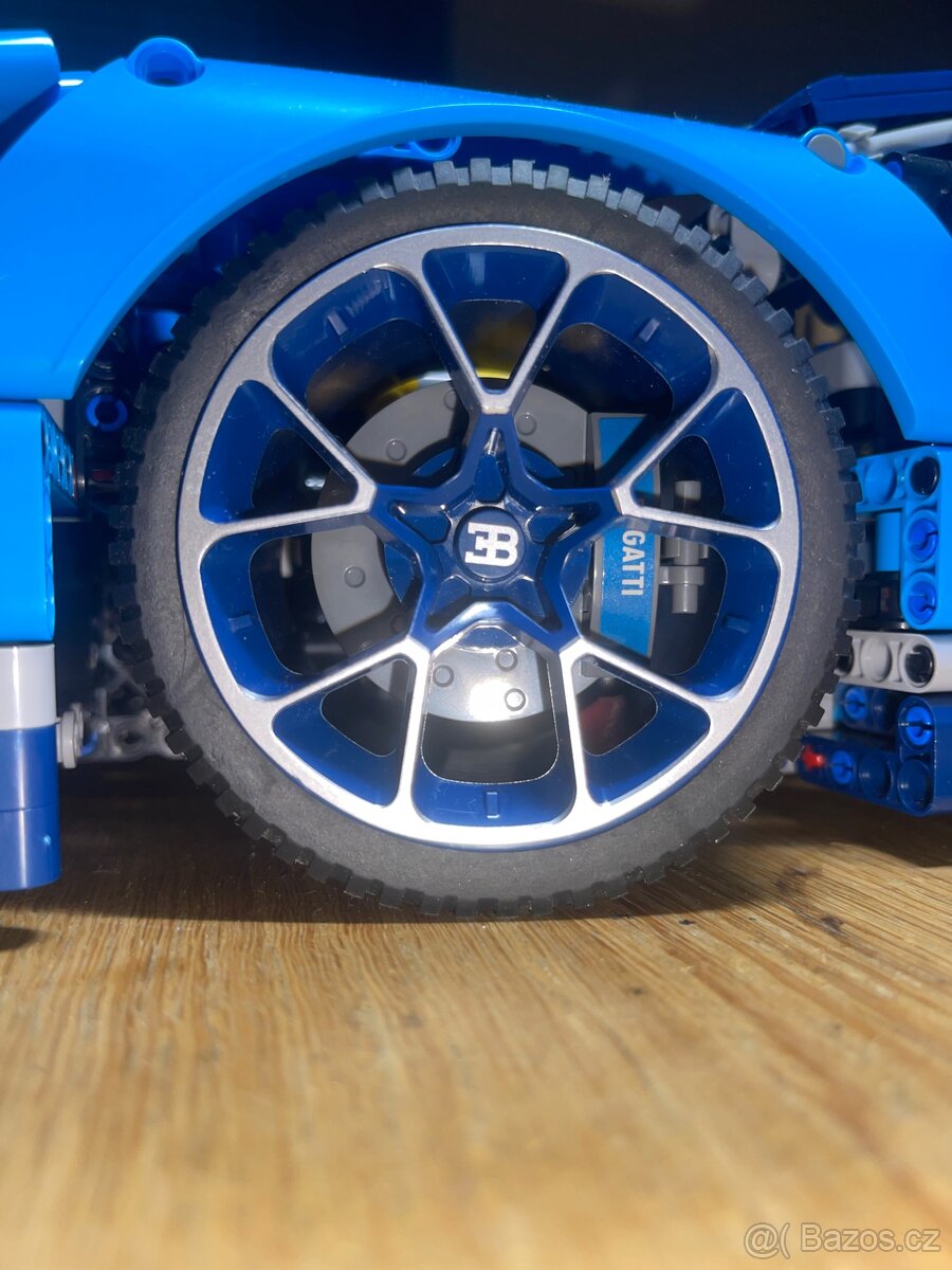 Stavebnice bugatti chiron - 8