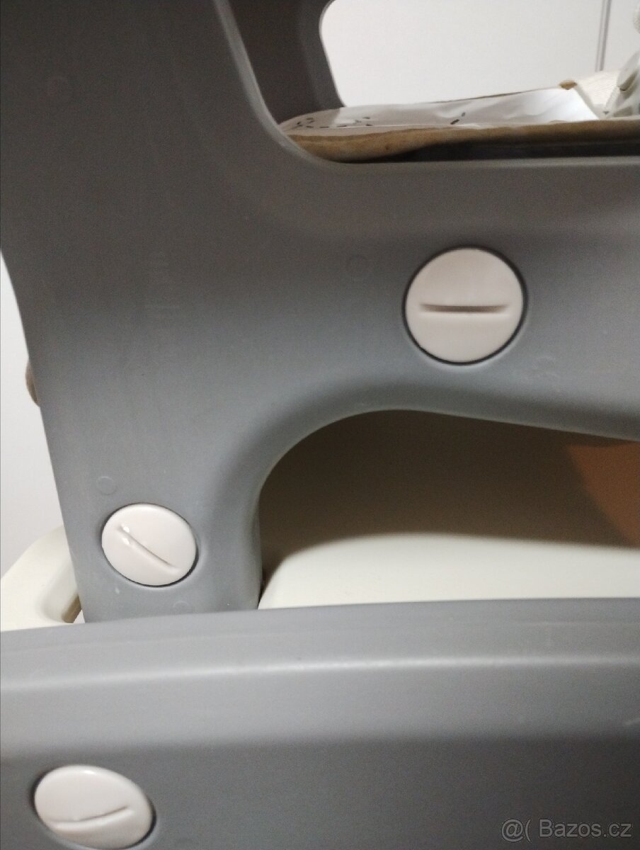 Jídelní židlička - 8