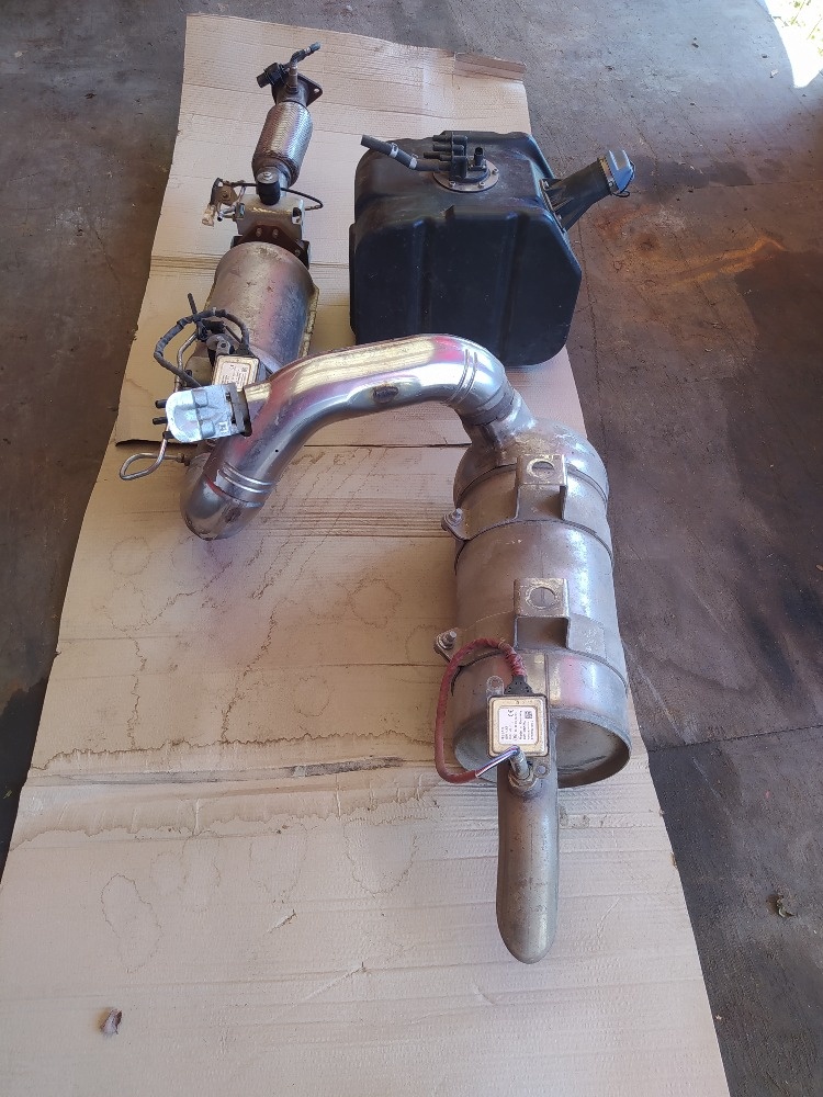 Nisan Cabstar, Renault Maxity - 8