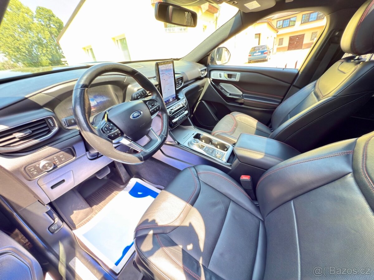 FORD EXPLORER 3.0 V6 457PS 7-míst Hybrid ST-LINE ČR 2022 - 8