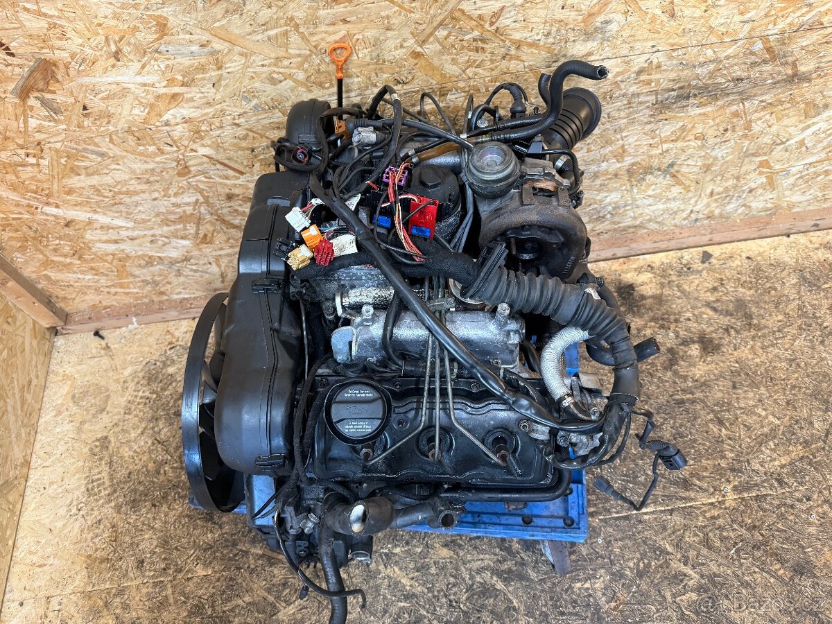 NASTROJENÝ MOTOR 2.5 TDI 110KW AFB - 8