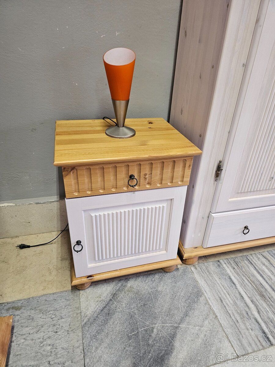 ...ZamluvenoL. Ložnice BEZ SKŘÍNĚ - 8