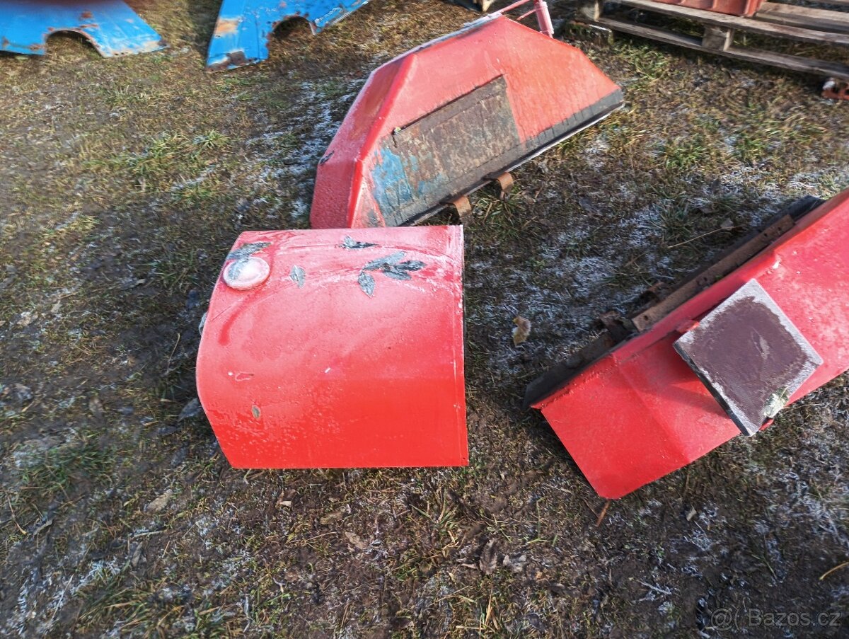 Blatníky na traktor - 8
