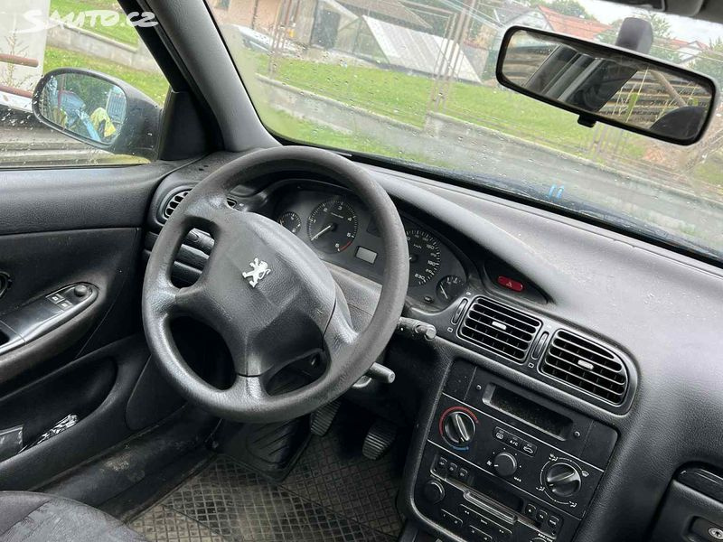 Peugeot 406 - 8
