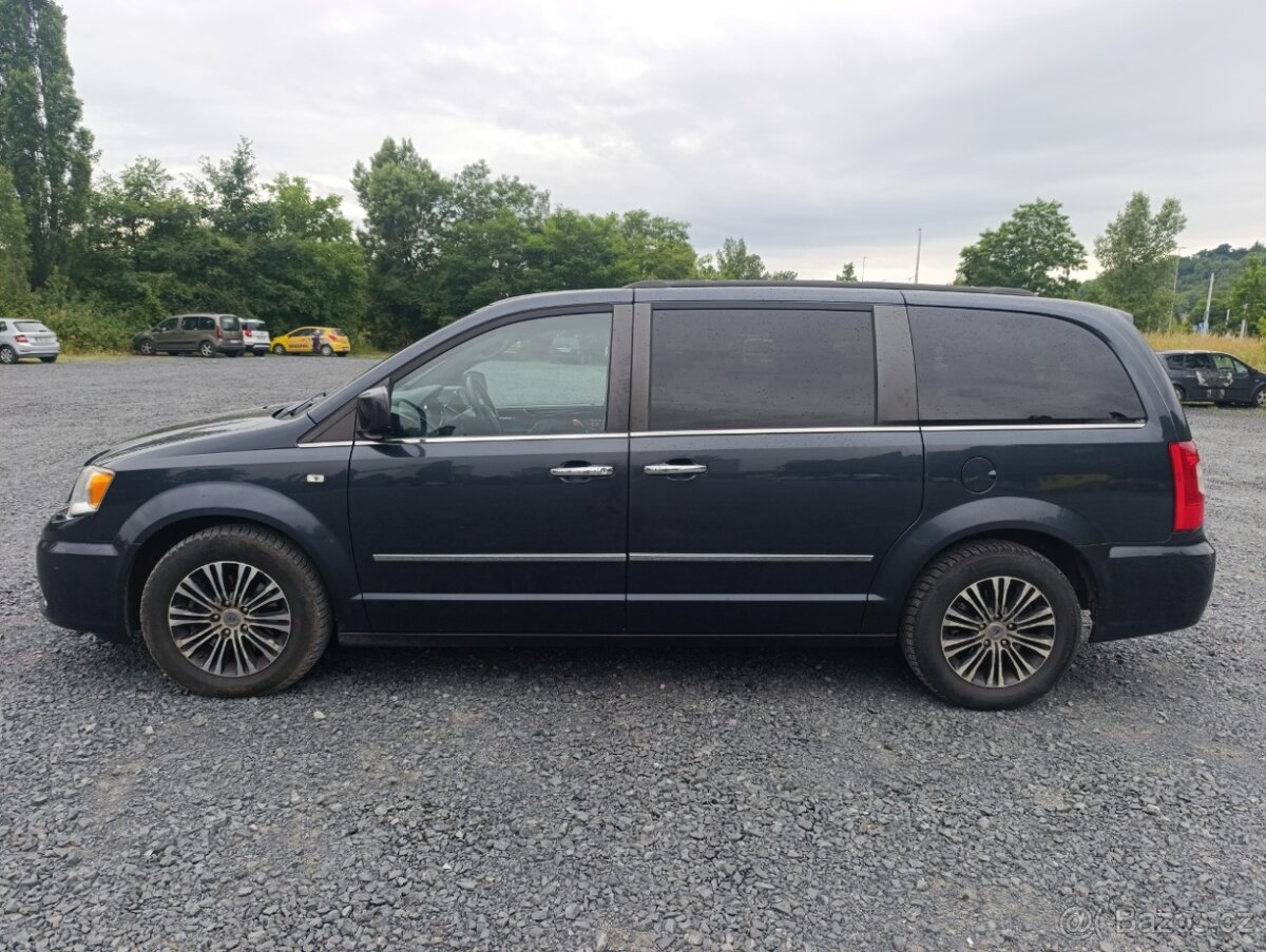 Pronájem 7 místného auta Voyager - 8