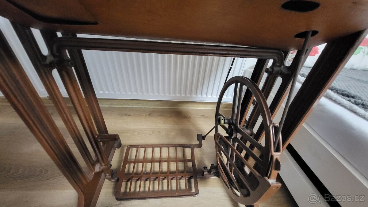 Šicí stroj Minerva - 8