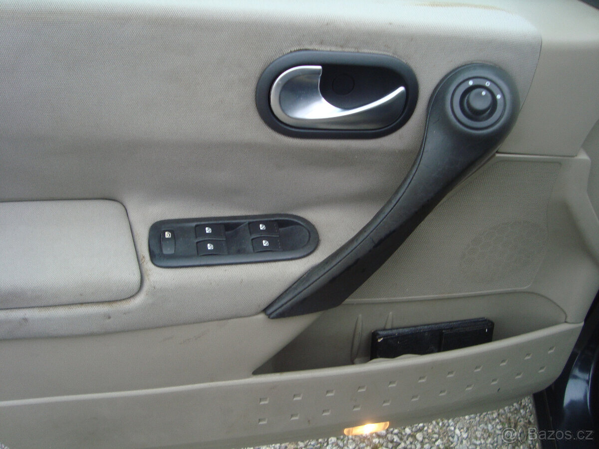 Renault Megane 1,5DCI - 8