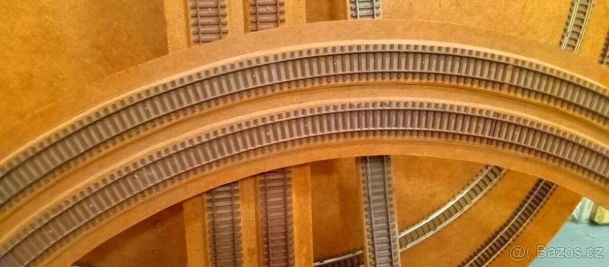 Kolejiště H0, modelová železnice, profilové koleje - 8