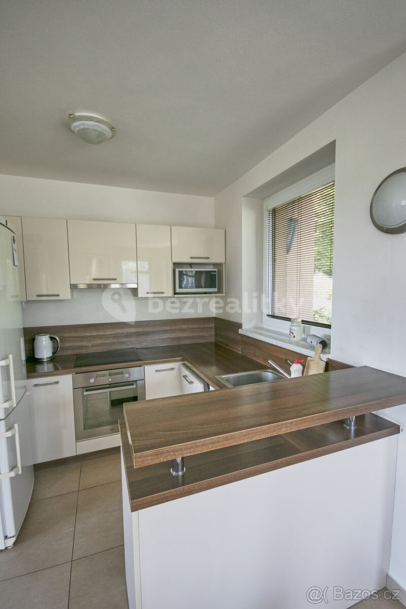 Pronájem domu 5 KK Velíková okr. Zlín - 8