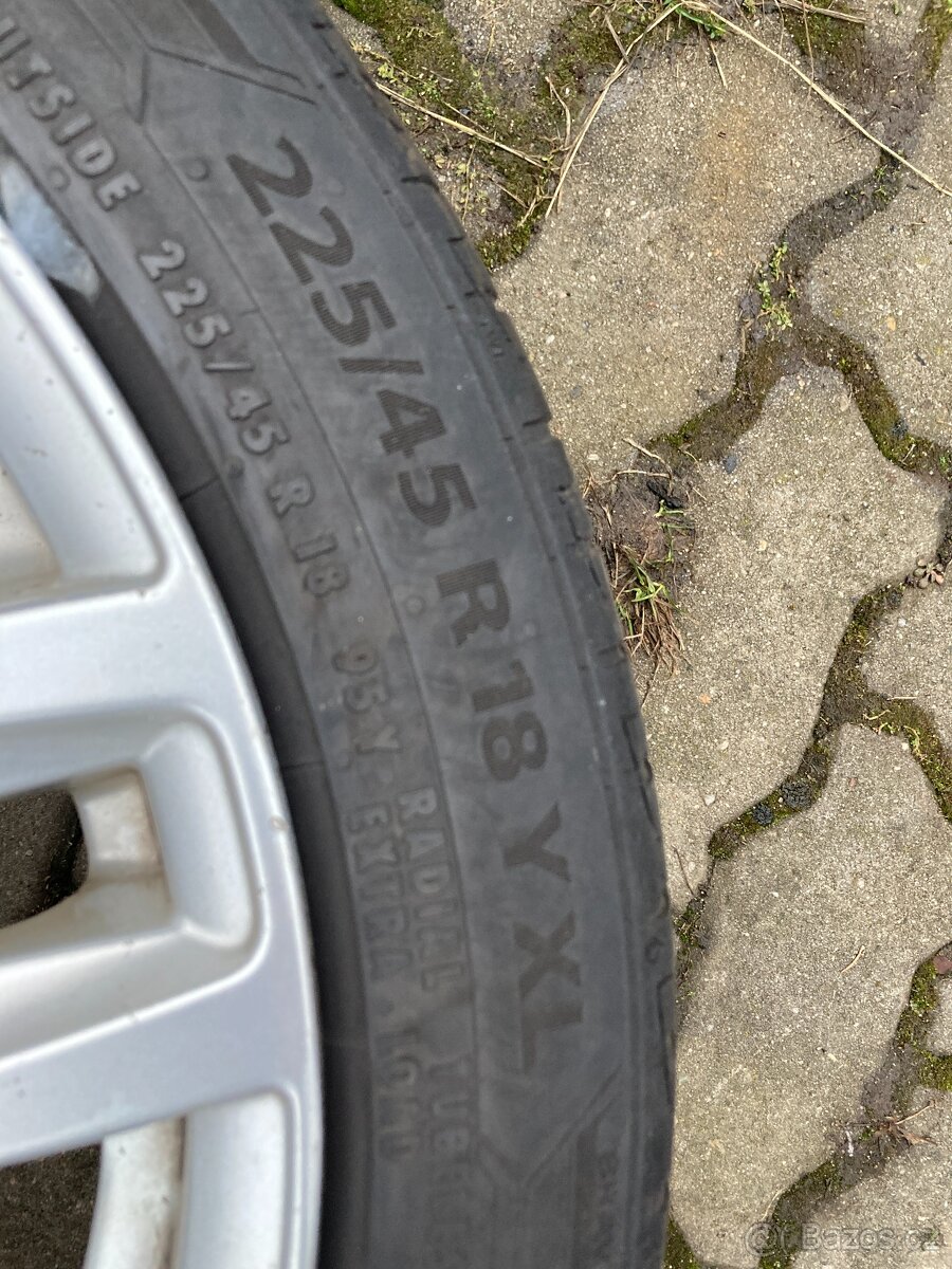 Sada alu kol z vozu BMW, rozteč 5x120, pneu letní - 8