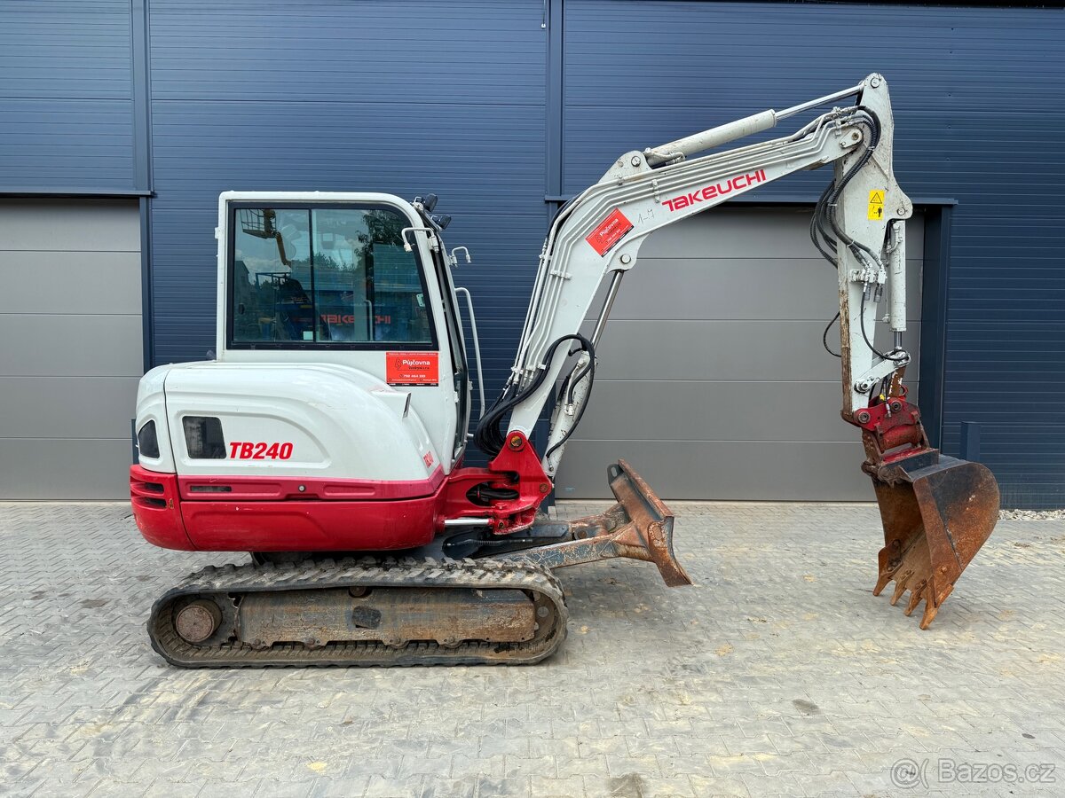 Pásové rypadlo Takeuchi TB 240 POWERTILT - 8