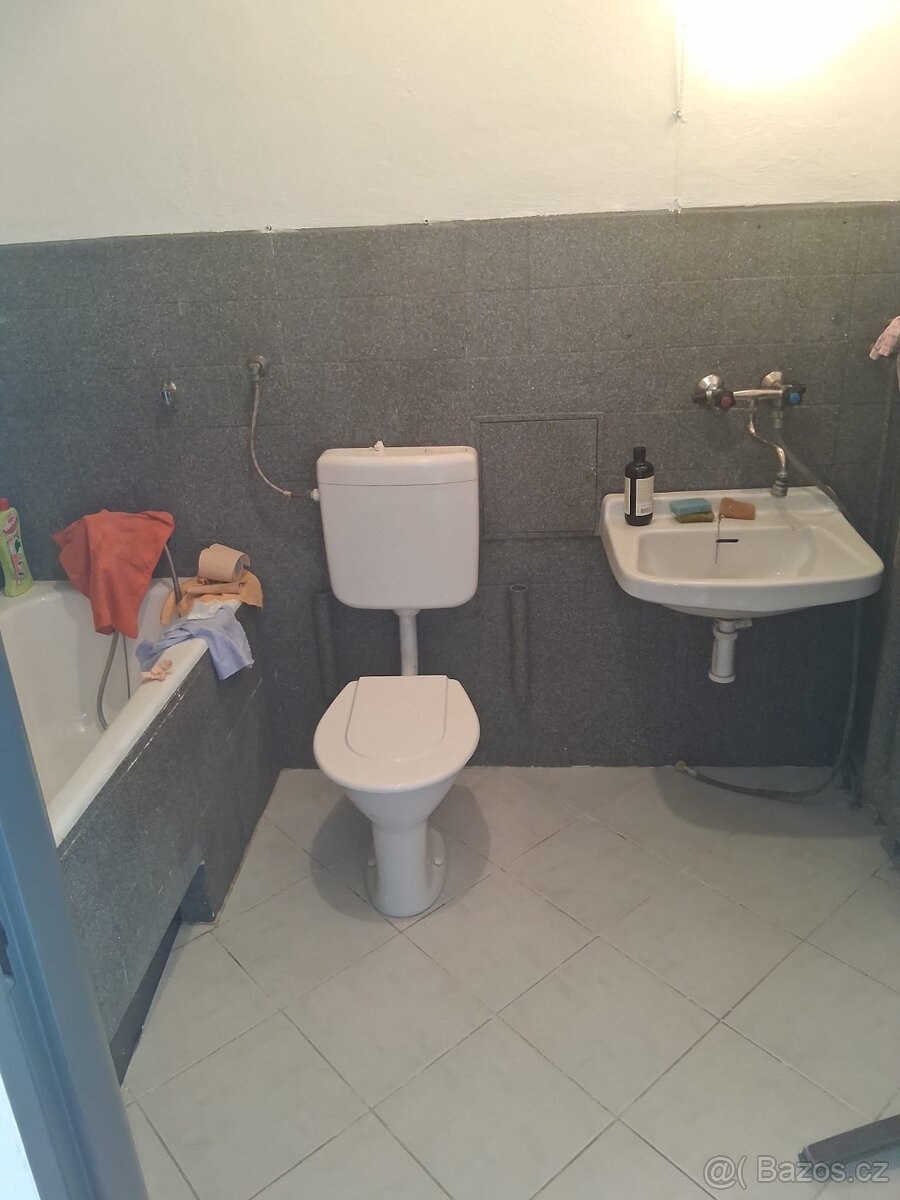 Prodám byt 1+KK - 8