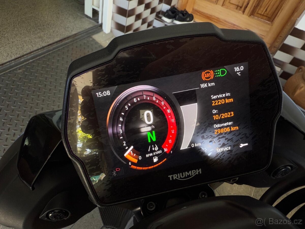 Triumph speed triple 1200 RS - 8