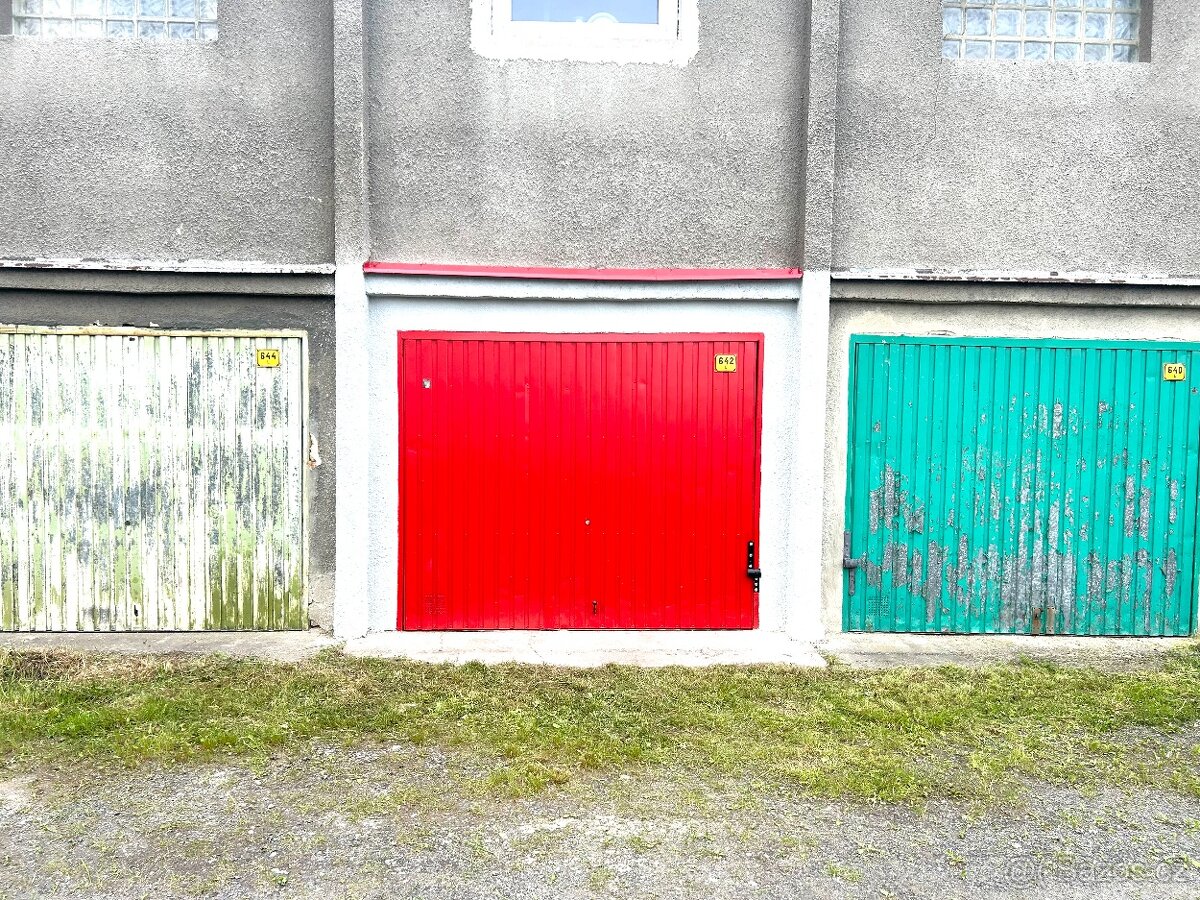 Pronajmu garáž - Děčín Cihelná - 8