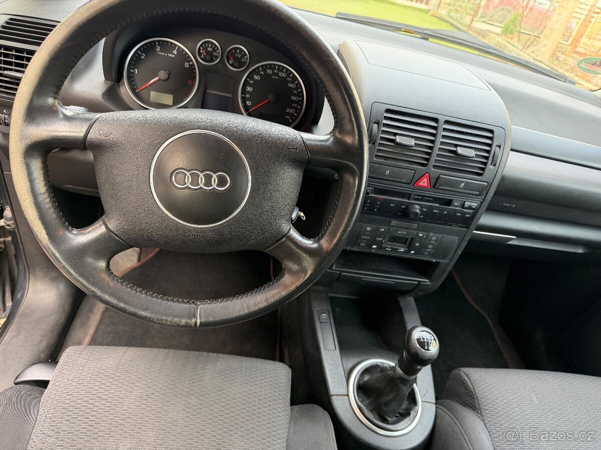Audi A2 - 8