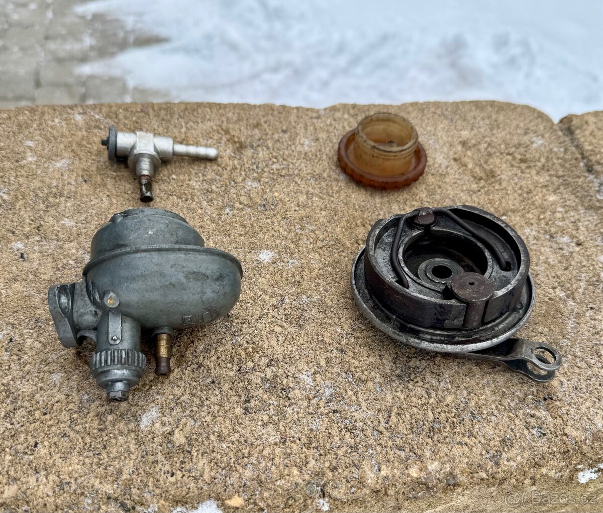 Stadion, Jawa Jawetta - dily - 8