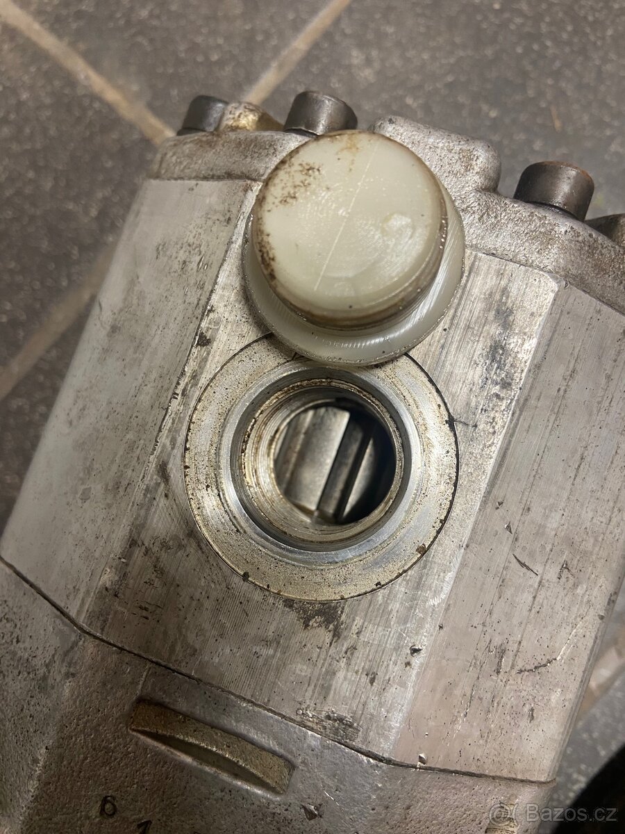 ORSTA hydraulicke cerpadlo - nepouzite - 8