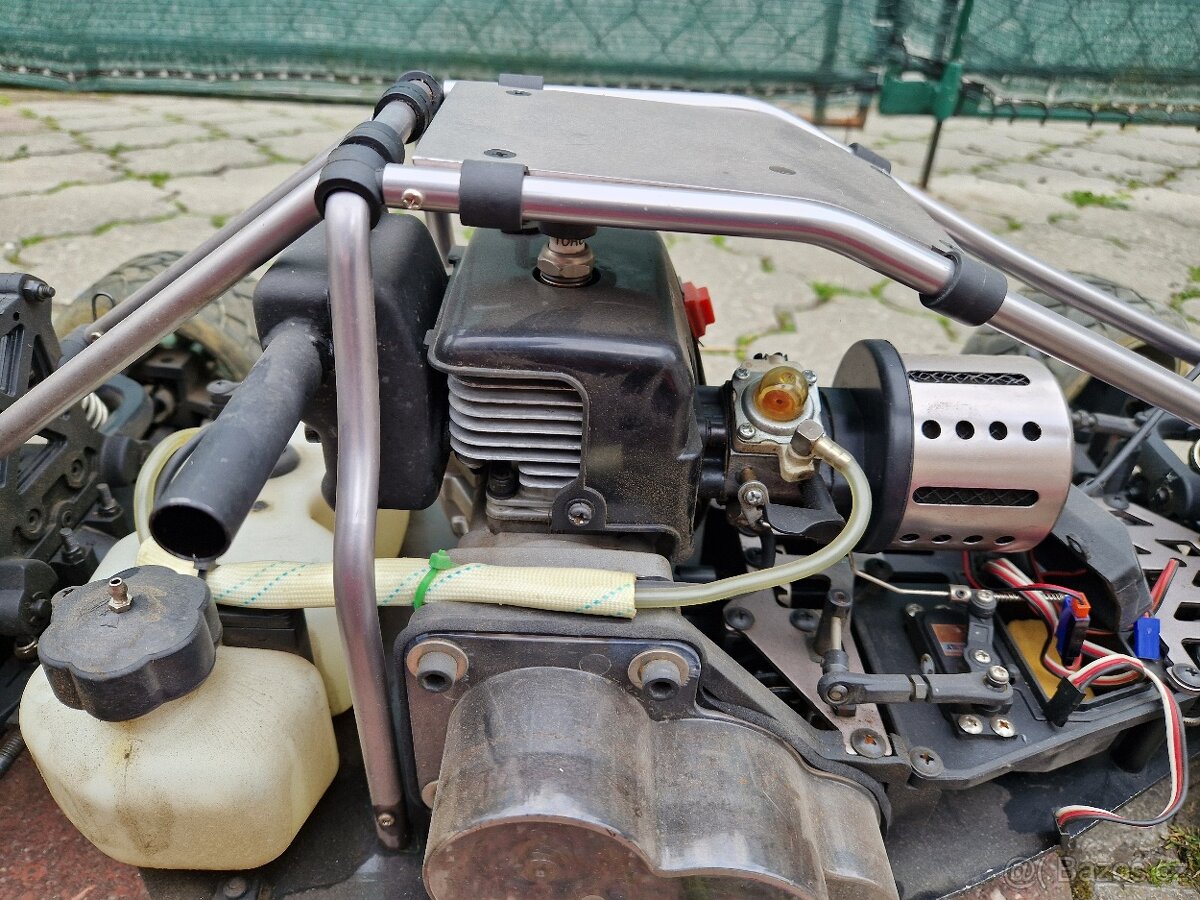 prodám RC model 1/6 Carbonfighter - 8