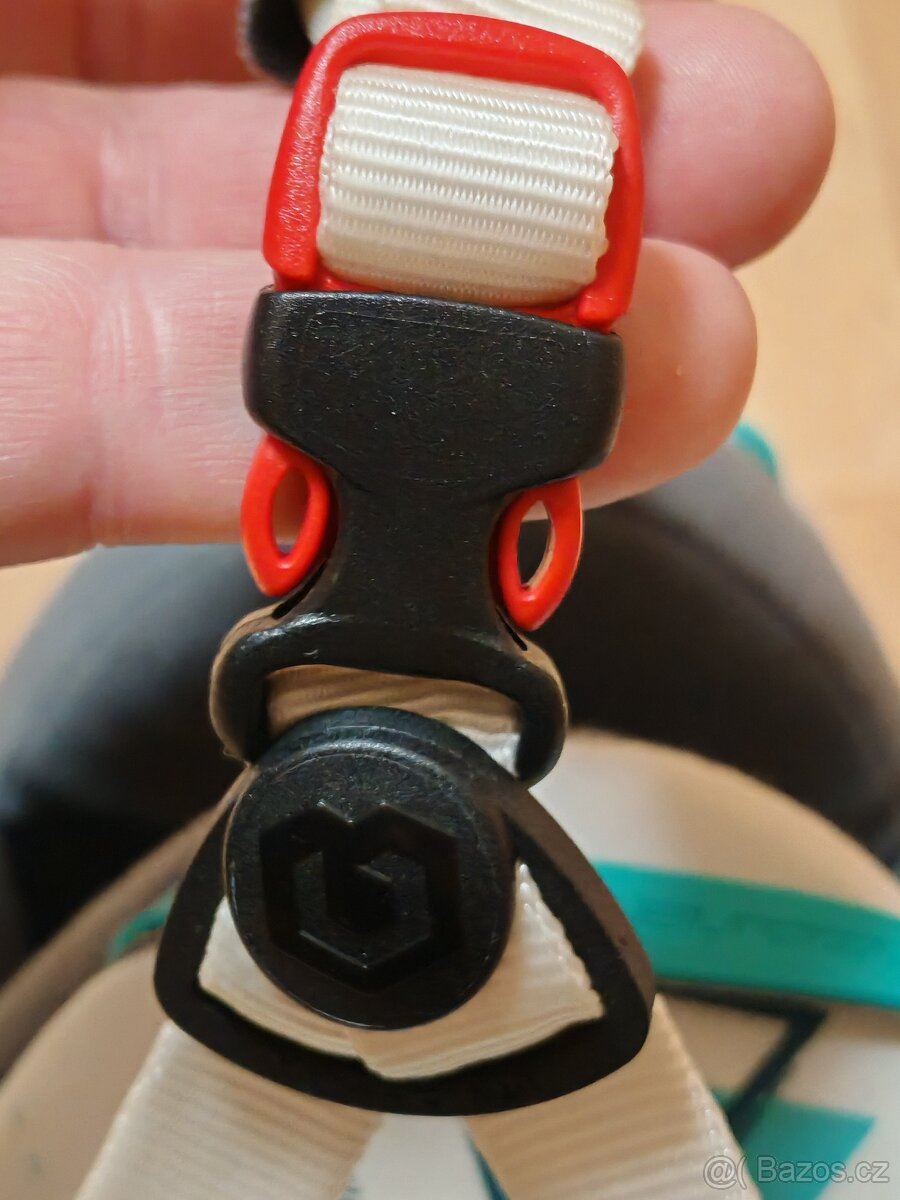 Lyžařská, snowboardová, zimní helma Arcore MIGHTY - 8